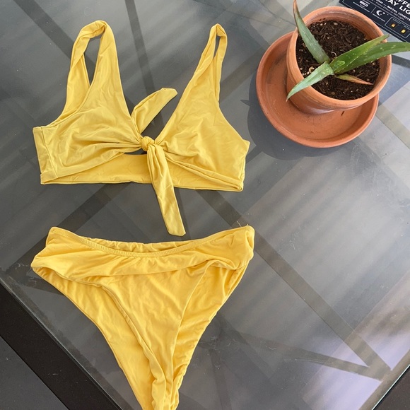 Zaful Other - Front tie bikini 🍋